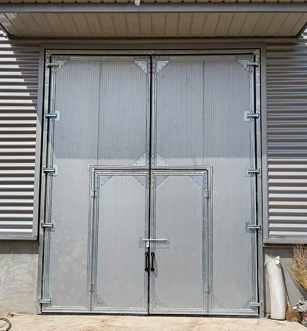 阿合奇工业平开门