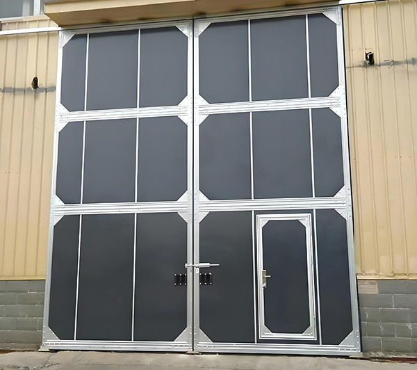 阿合奇工业厂房门