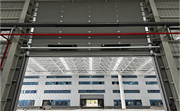 阿合奇工业提升门