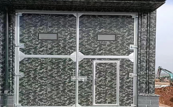 阿合奇工业平开门