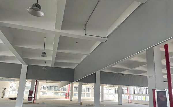 阿合奇挡烟垂壁