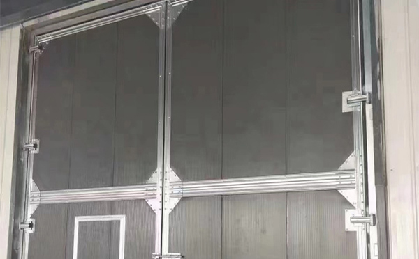 阿合奇兰州厂房工业门选购与使用指南：打造高效安全的生产环境