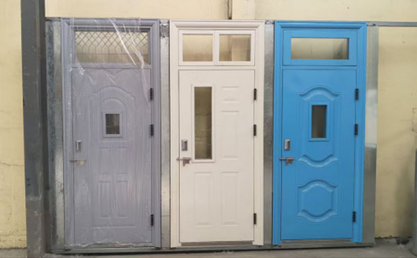 阿合奇学校教室门