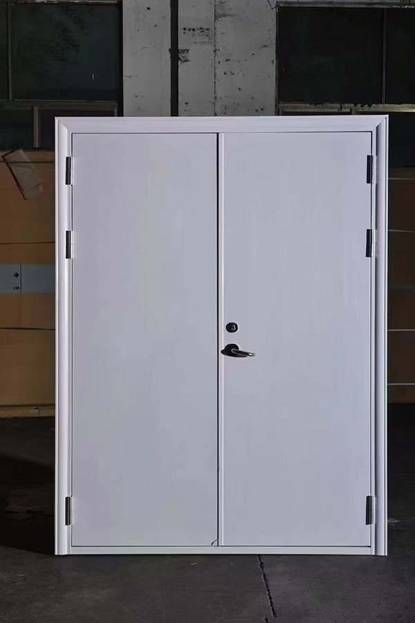 酒店项目完成公共区域阿合奇防火门布设 酒店项目完成公共区域阿合奇防火门布设